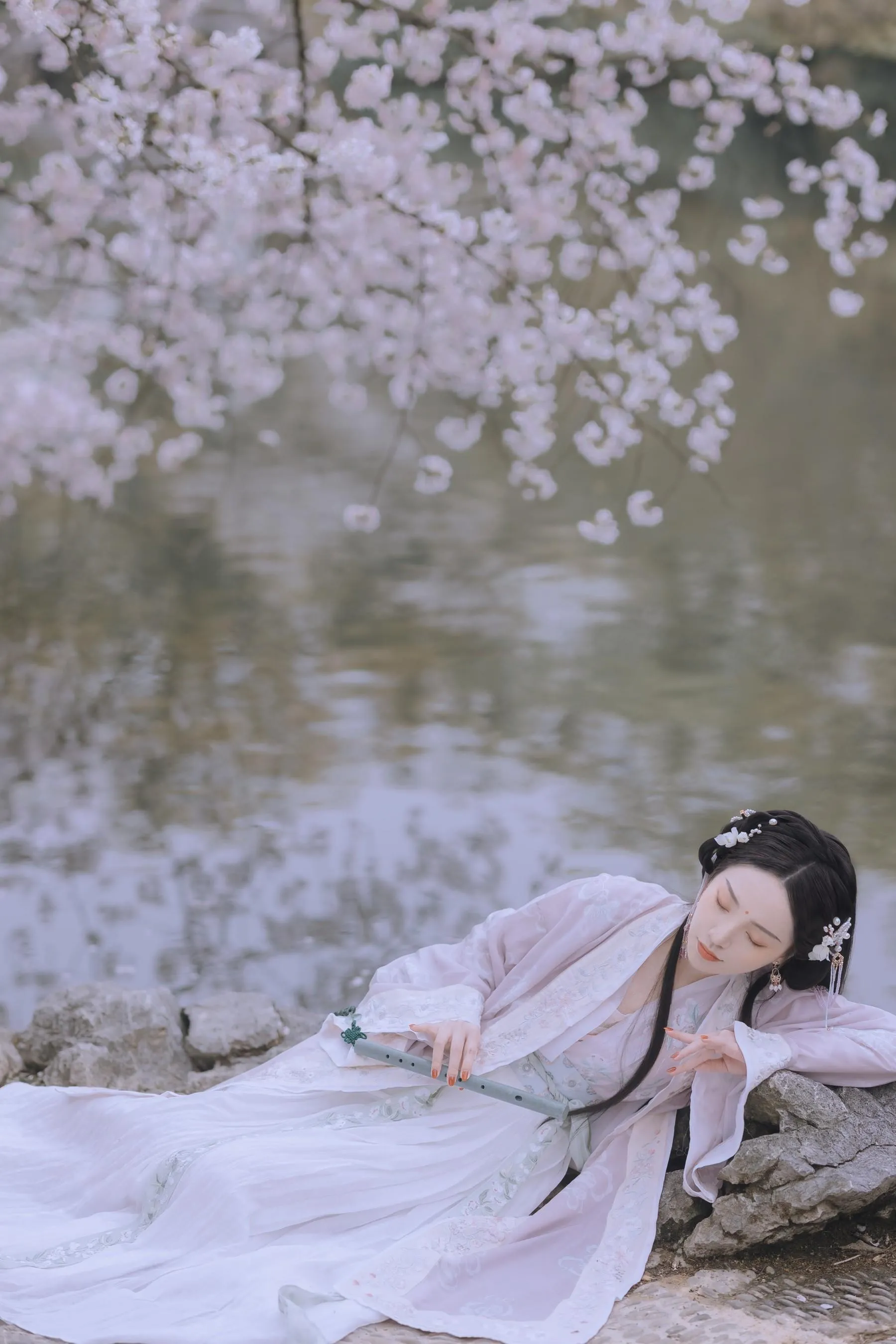 [YITUYU艺图语]2022.01.14 樱花落 Joyceee [26P]插图1